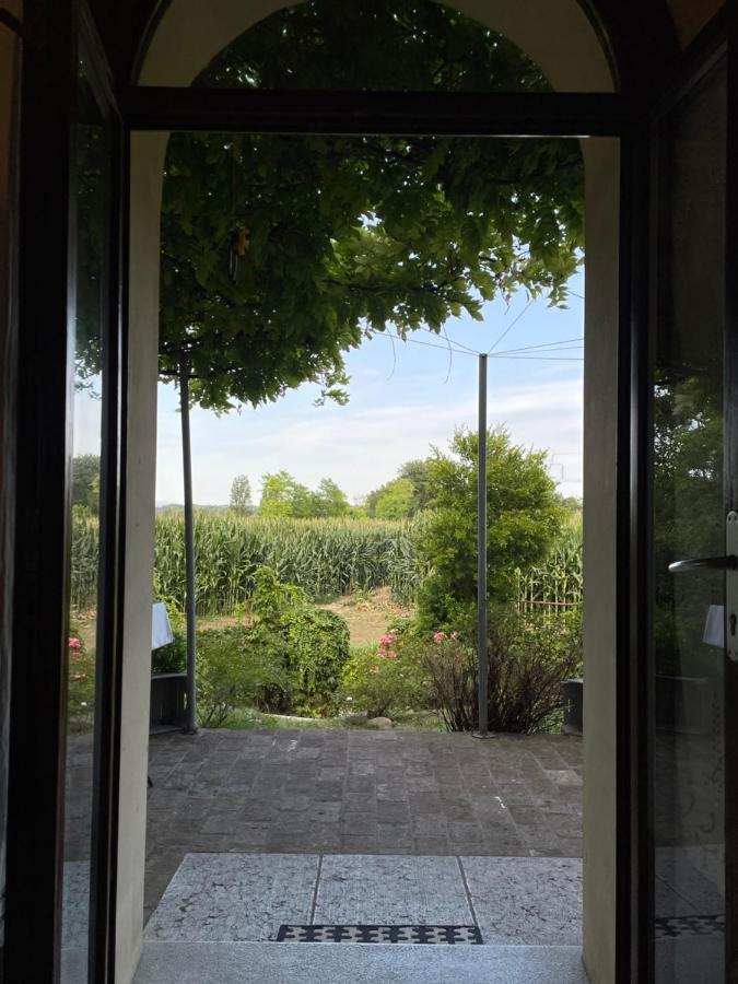 B&B Il Melograno Monzambano Eksteriør bilde